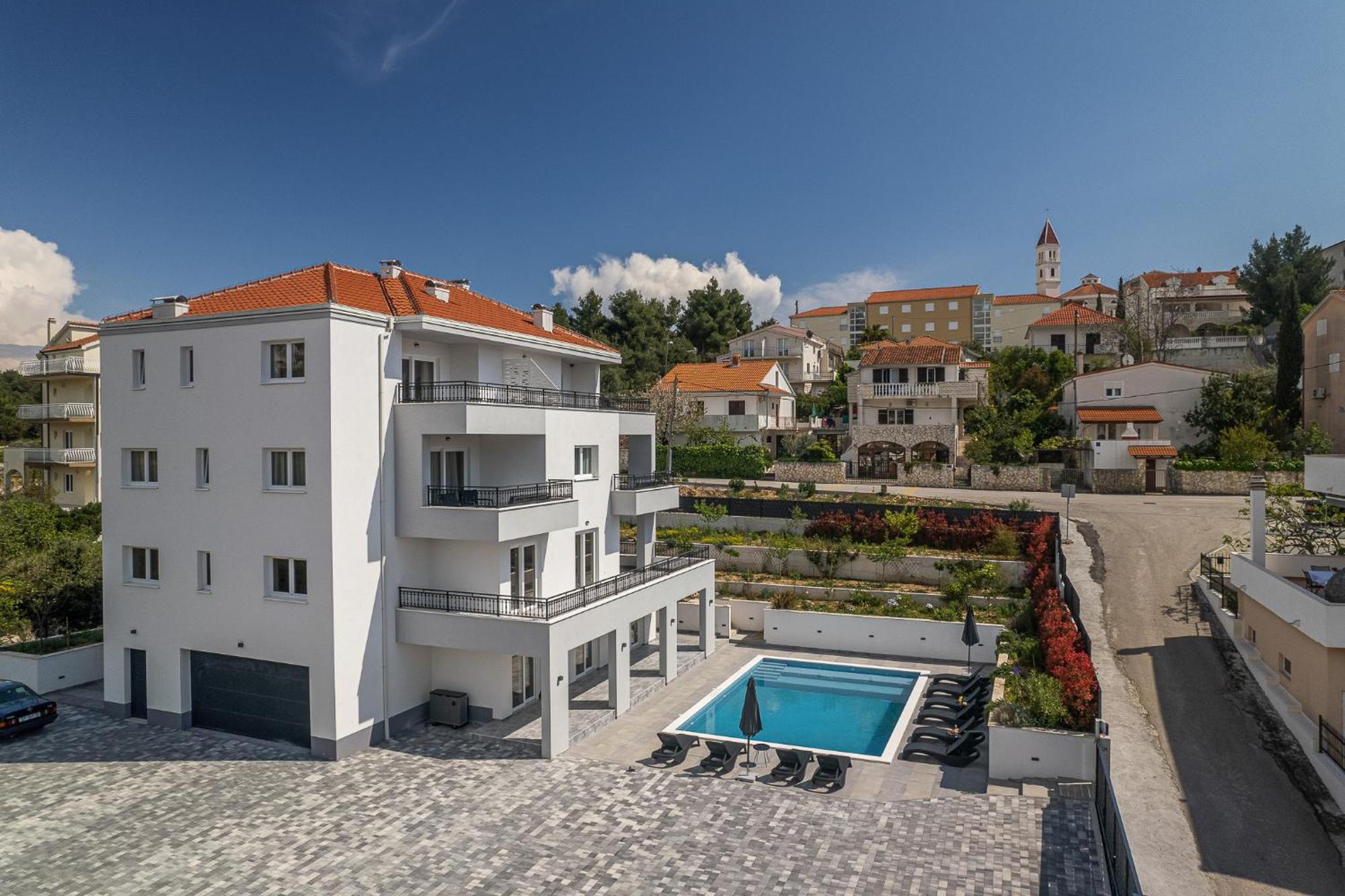 Villa Barbara & Zoran With Free Parking And Heated Swimming Pool Seget Vranjica Zewnętrze zdjęcie